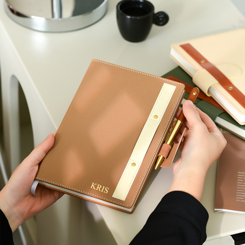 دفتر ملاحظات A5 بغلاف من الجلد - مراجعة Leather Work Notebook وسعره