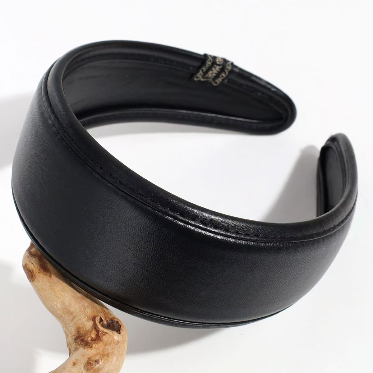 عصابة رأس جلدية عتيقة للنساء 2 - مراجعة Leatherwork Rings وسعره